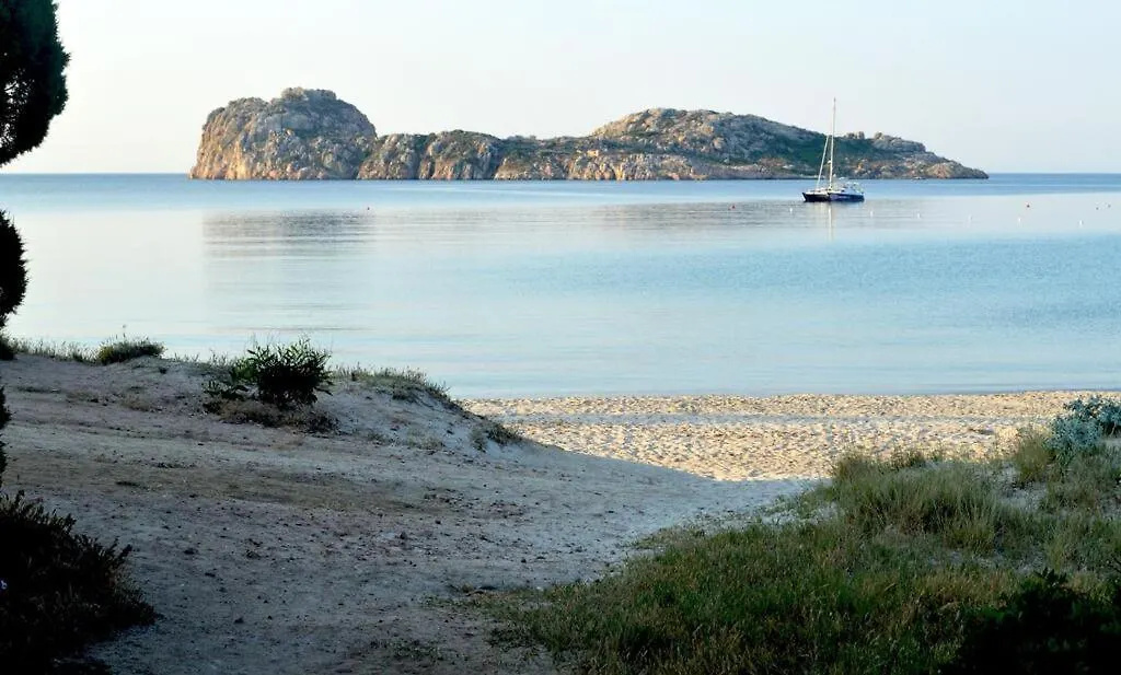 Eco Village Baia Delle Ginestre Теулада 4*,