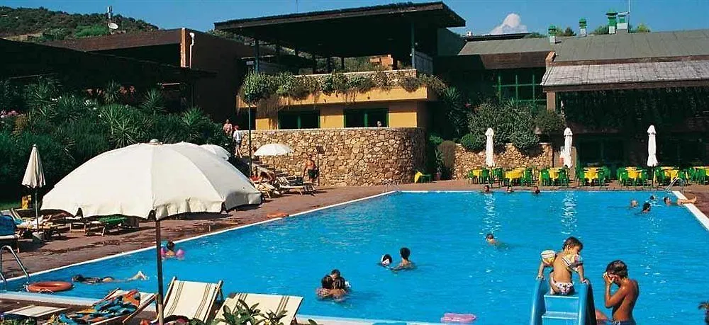 Eco Village Baia Delle Ginestre Aparthotel