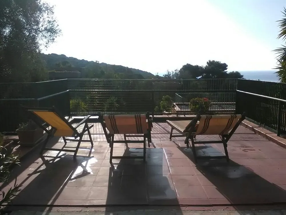 Aparthotel Eco Village Baia Delle Ginestre